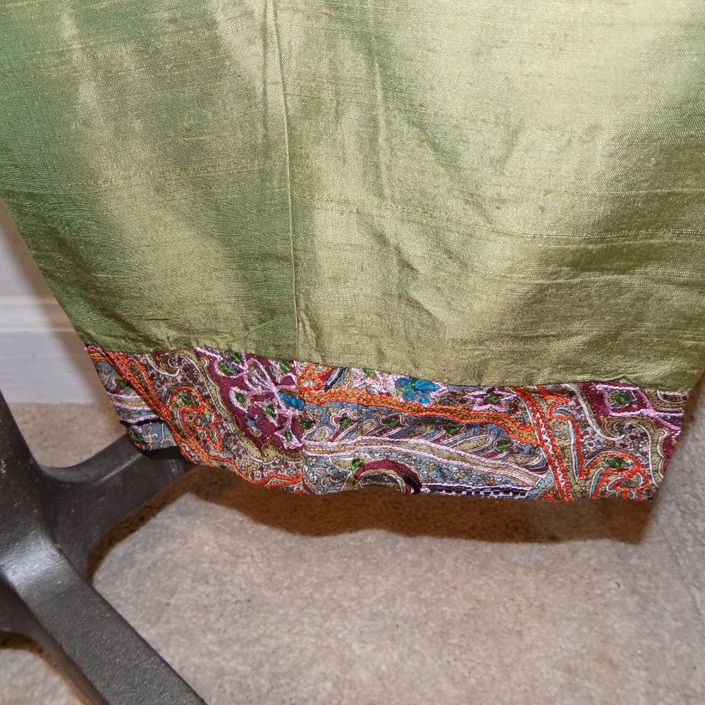 T.T. Mar 100% Silk Multicolored Printed Pants - Picture 2 of 8